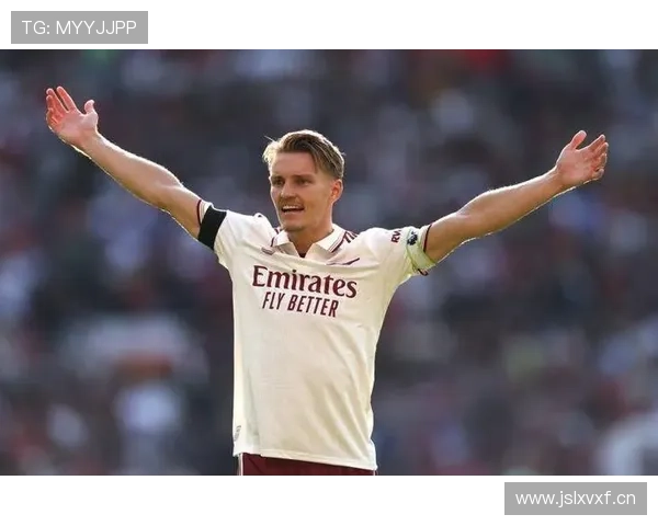 厄德高对阵强队的赛场表现与发挥情况深度分析