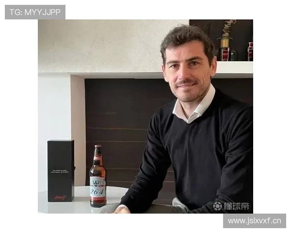 皮克的社交照像富豪日常片：会议、娃、游艇早餐，刷一圈直接怀疑人生